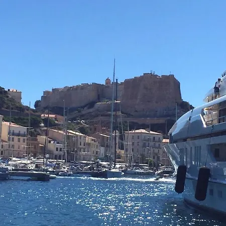 Appartement With 3 Bedrooms In Bonifacio With Wonderful Sea View Terrace And Wifi 3 Km From The Beach